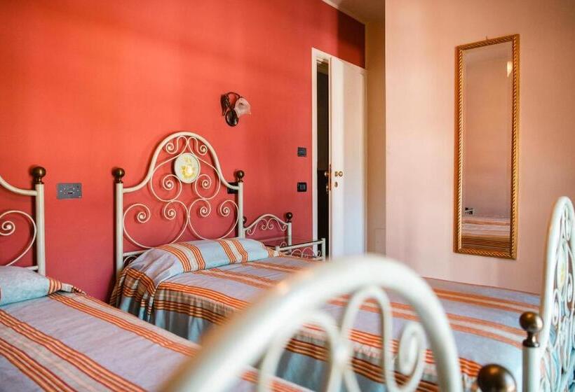 Отель Le Lanterne