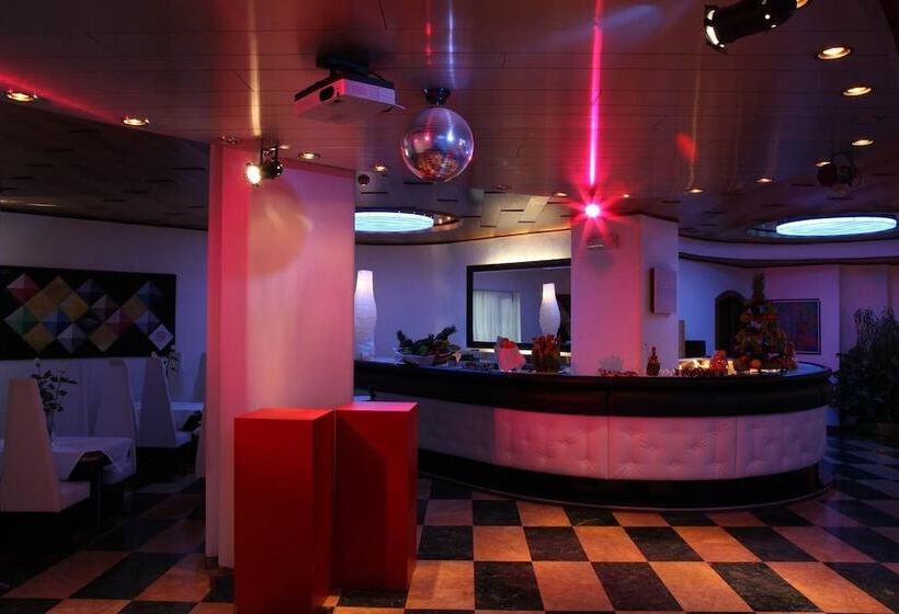 酒店 Olympic Royal