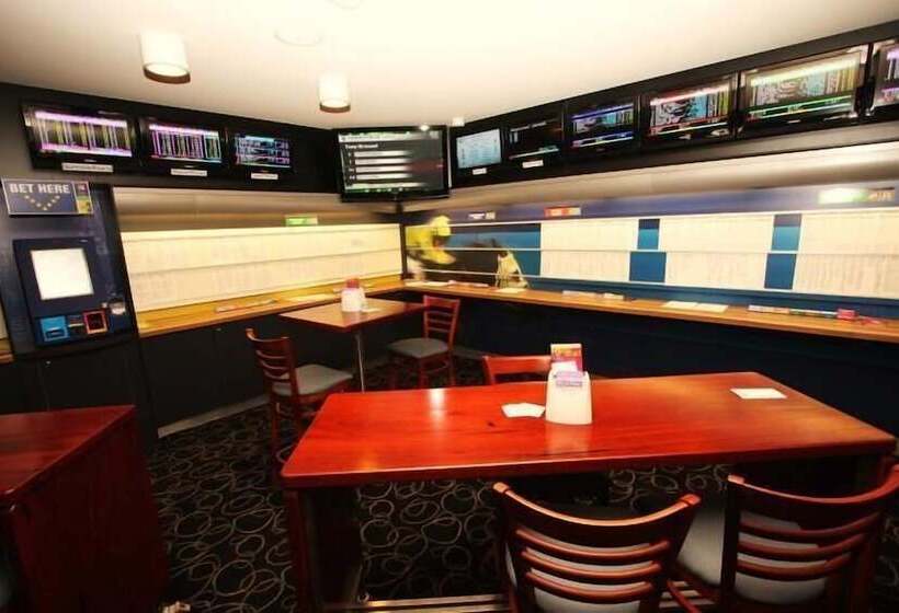 בית מלון כפרי Pedens