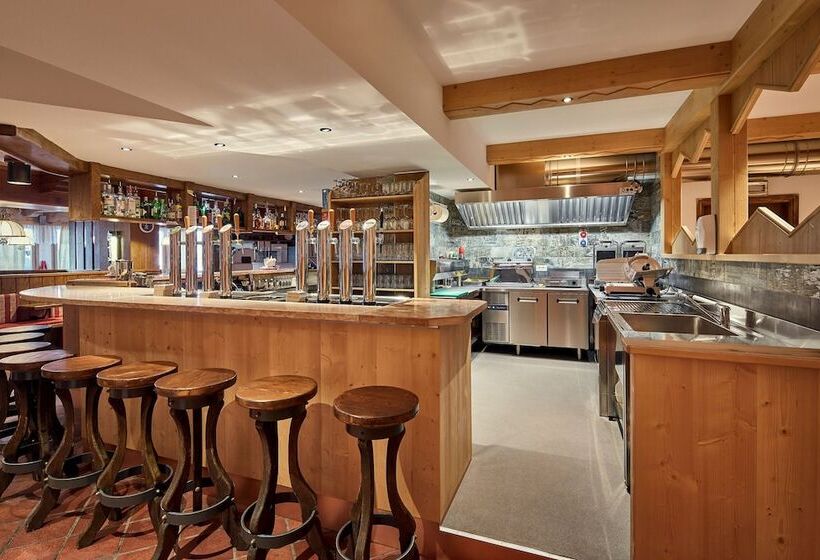 ホテル Portavescovo