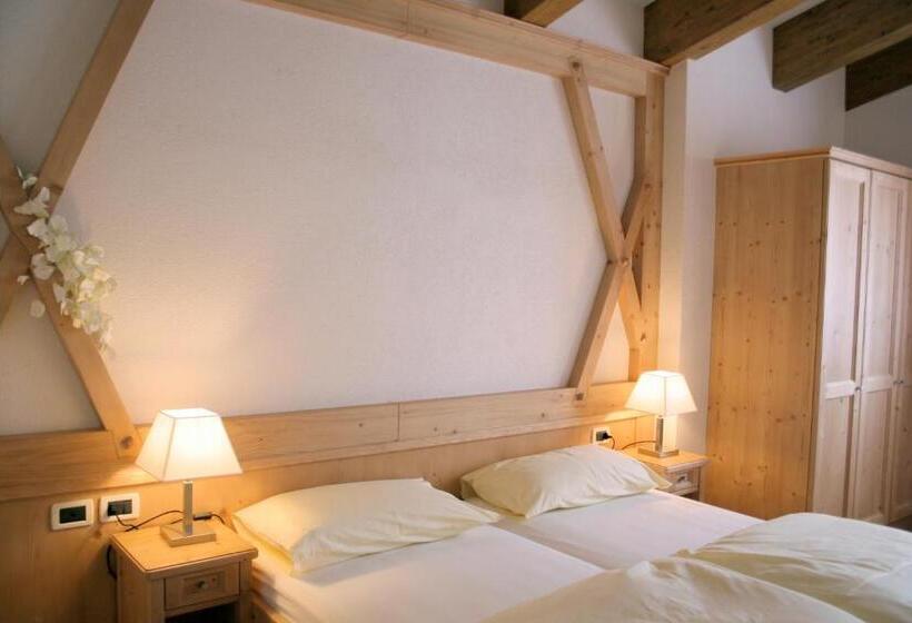 בית מלון כפרי Rifugio Solander