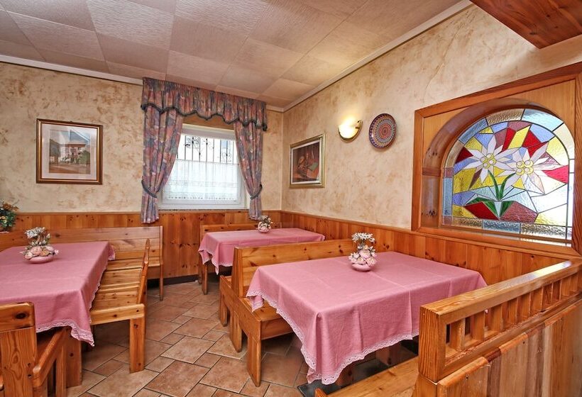 فندق Stella Alpina