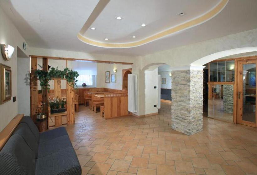 בית מלון כפרי Stella Alpina