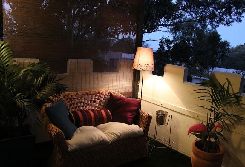 호텔 The Castle  Villa By The Sea