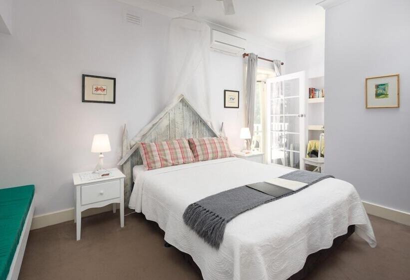 호텔 The Castle  Villa By The Sea