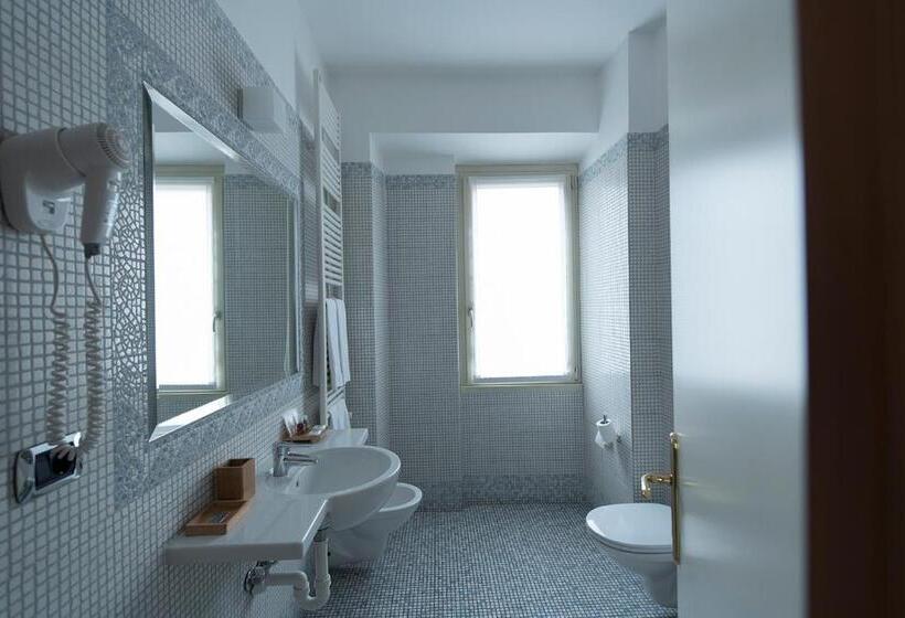 فندق Villa Colico