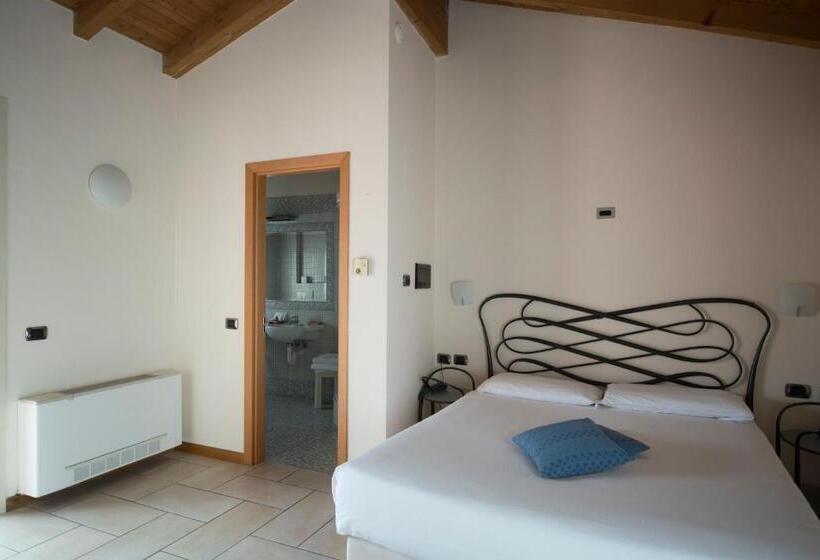 فندق Villa Colico