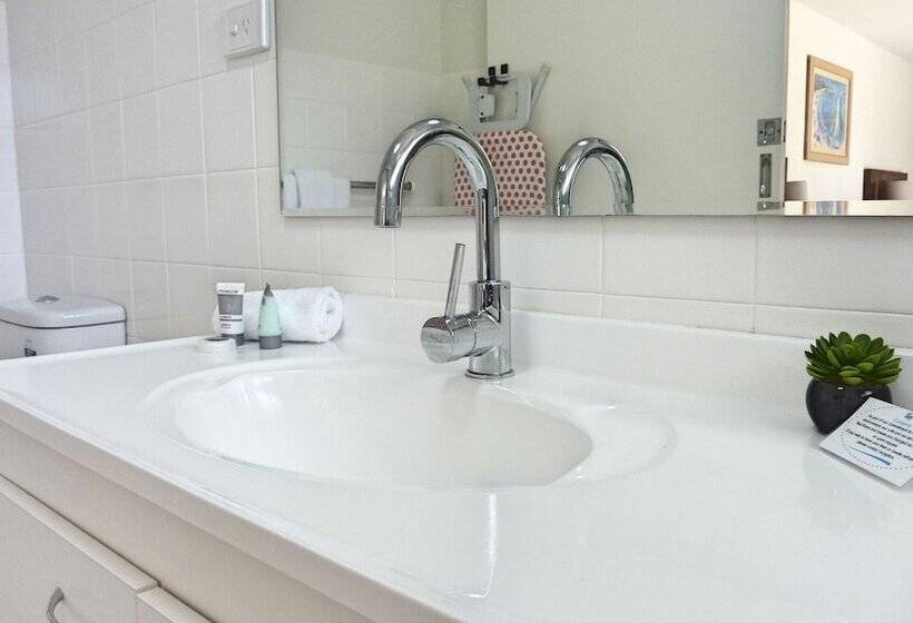 Jadran Motel & El Jays Holiday Lodge