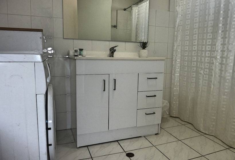 Jadran Motel & El Jays Holiday Lodge