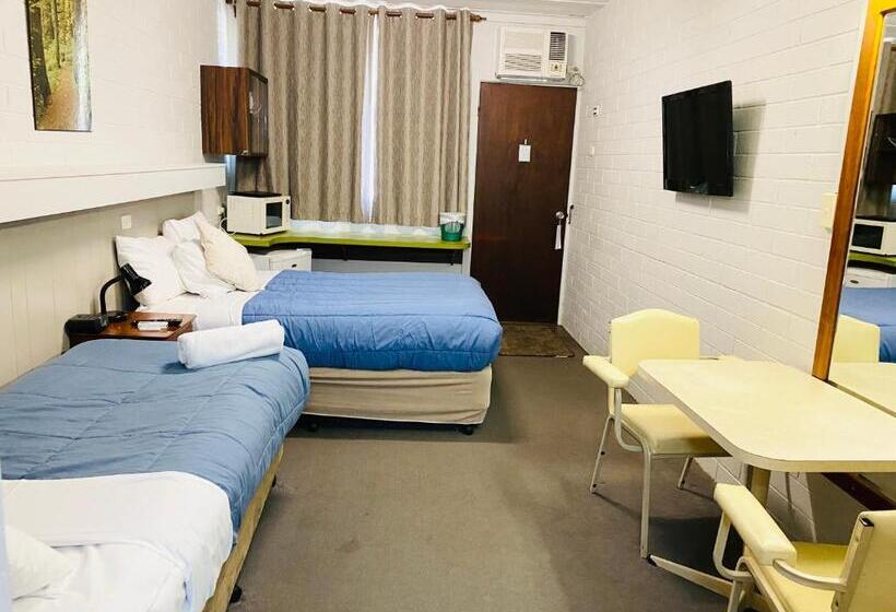 Millers Cottage Motel