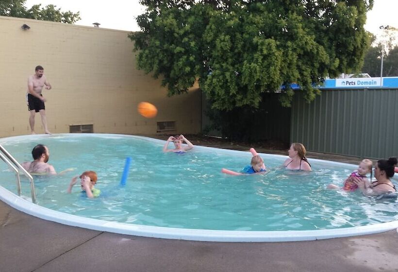 Millers Cottage Motel