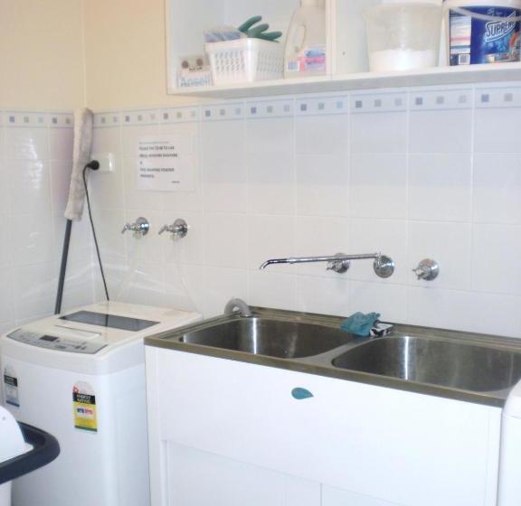 Molika Springs Motel