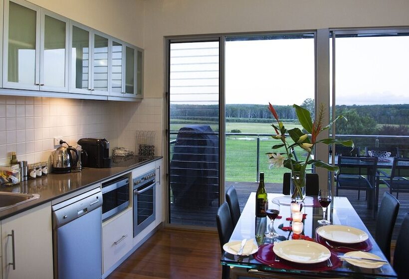 מוטל Adina Vineyard