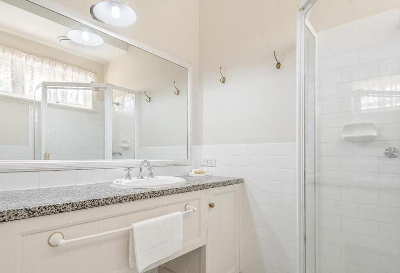 مُتل Ballina Heritage Inn