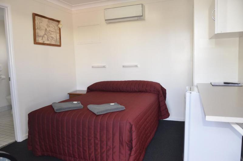 مُتل Charleville Waltzing Matilda Motor Inn
