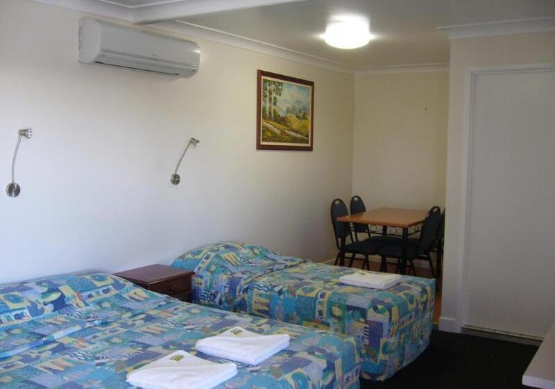 汽车旅馆  Charleville Waltzing Matilda Motor Inn