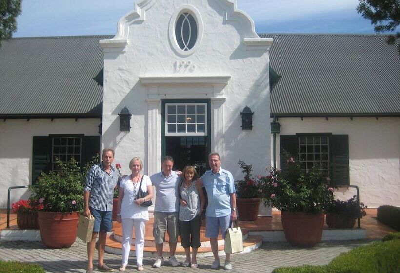 Edge Of The Forest Motel