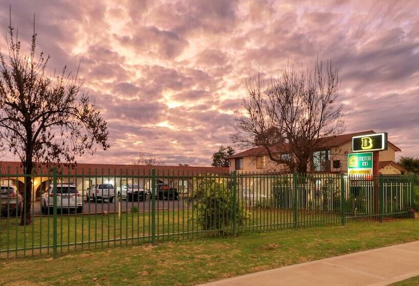 مُتل Forest Lodge Motor Inn & Restaurant