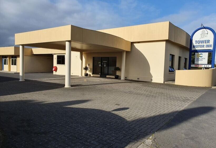 فندق على الطريق Tower Motor Inn