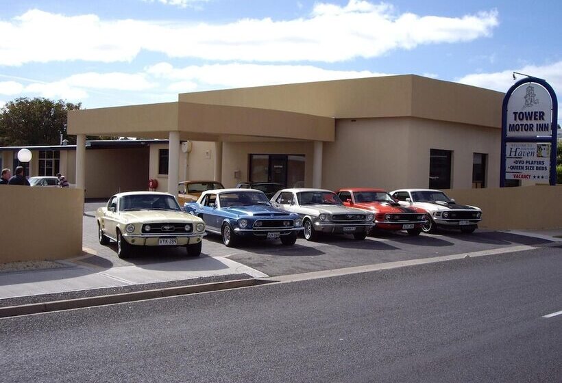 مُتل Tower Motor Inn