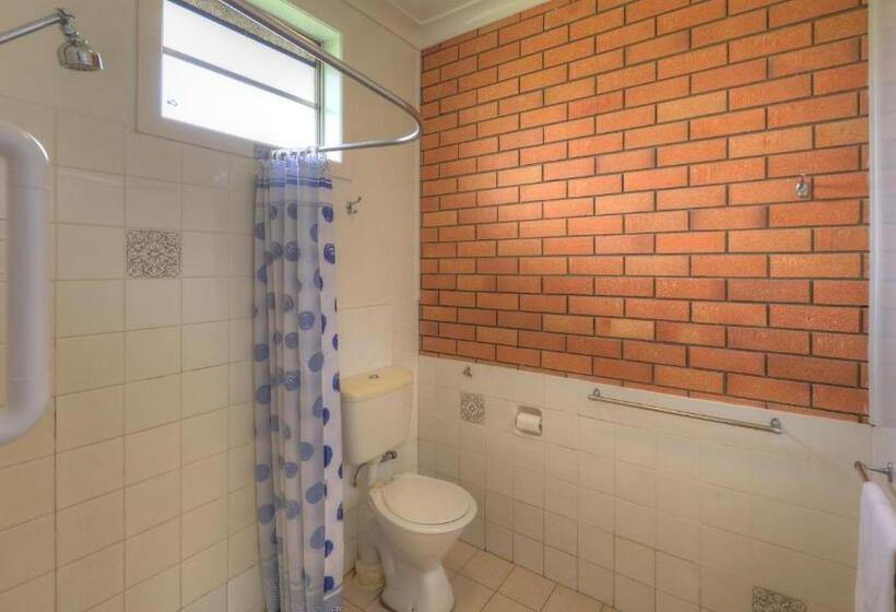 מוטל Hilldrop Motor Inn