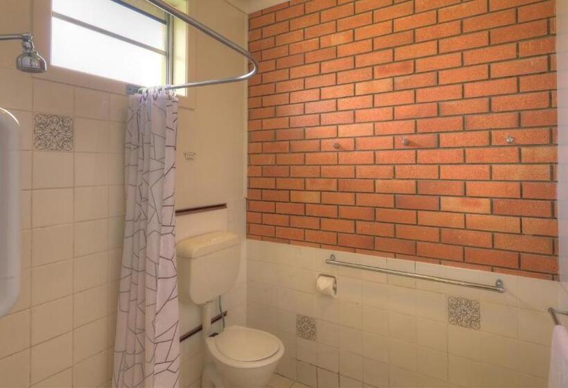 فندق على الطريق Hilldrop Motor Inn