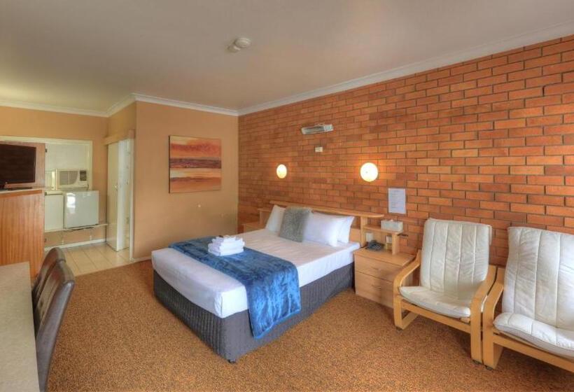 מוטל Hilldrop Motor Inn