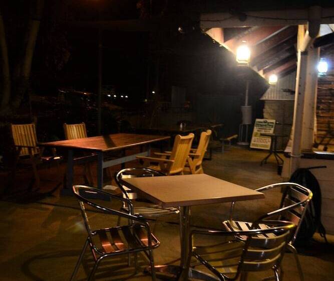 مُتل Ironbark Inn