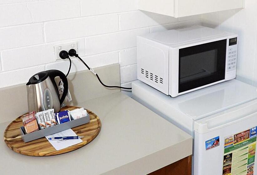 מוטל Orana Motor Inn