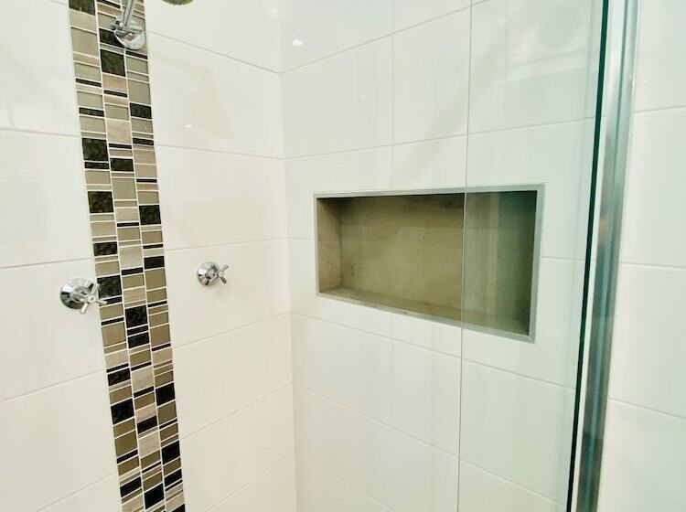 مُتل Redhill Cooma Motor Inn