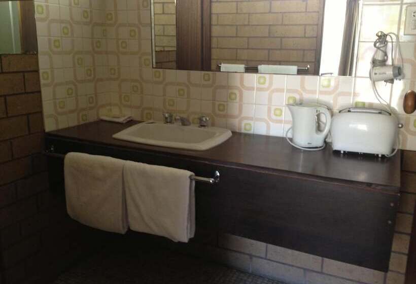 모텔 Rippleside Park Motor Inn