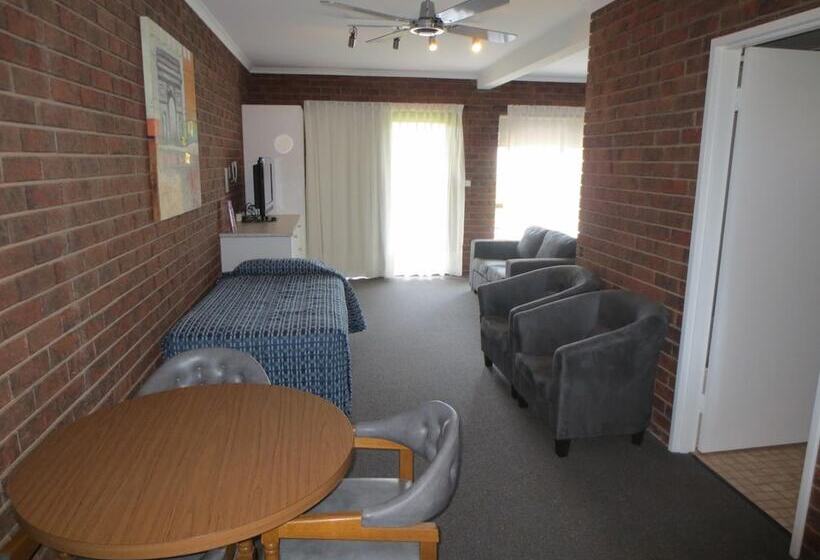 מוטל Tocumwal Golf Resort