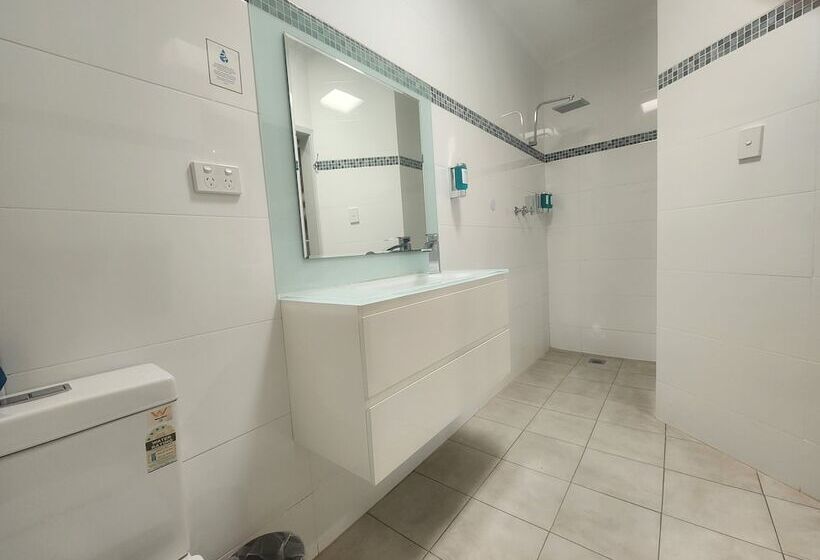 Motel24seven And Apartments