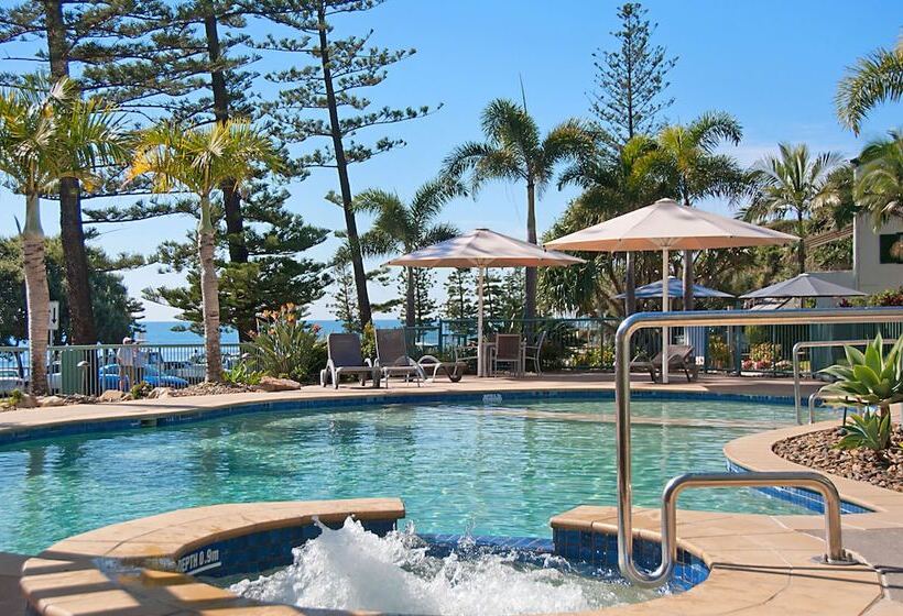 Norfolks On Moffat Beach