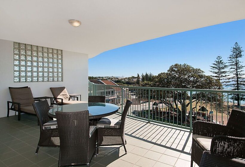 Norfolks On Moffat Beach