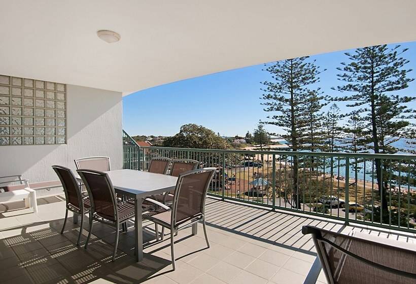 Norfolks On Moffat Beach