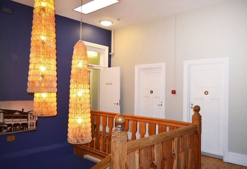 호스텔 Yha Port Elliot Beach House