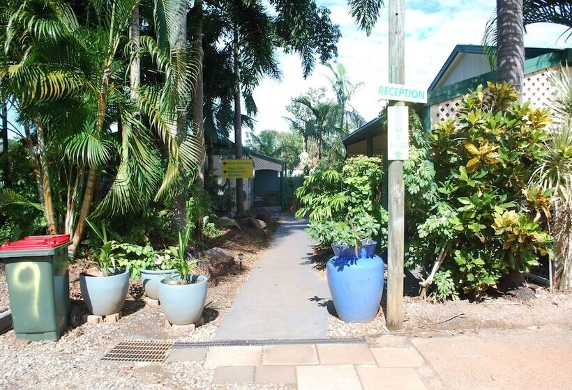 Rainforest Motel