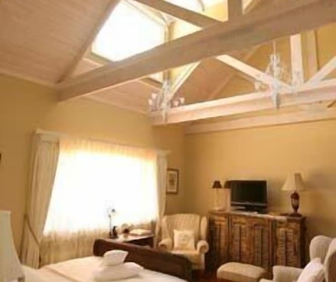 منتجع Ford House Bed & Breakfast