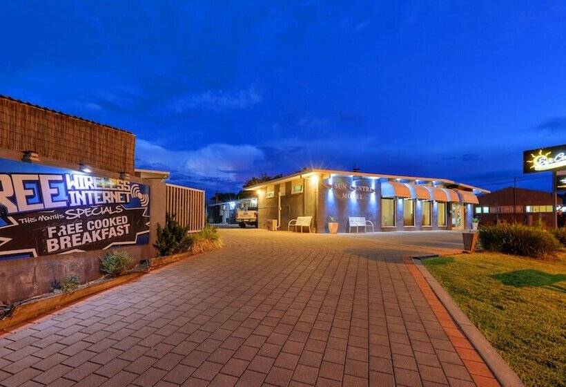 Sun Centre Motel