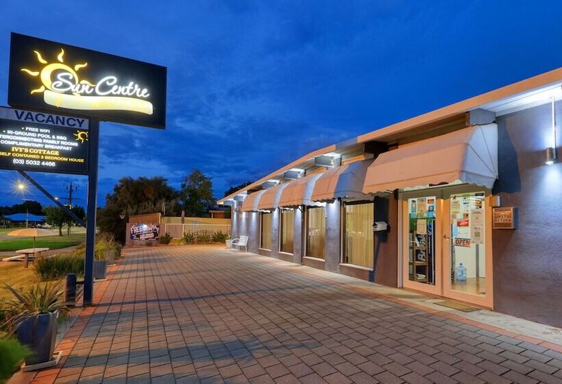 Sun Centre Motel