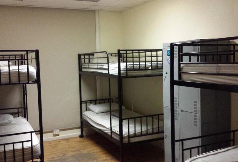 The Melbourne Connection Travellers Hostel