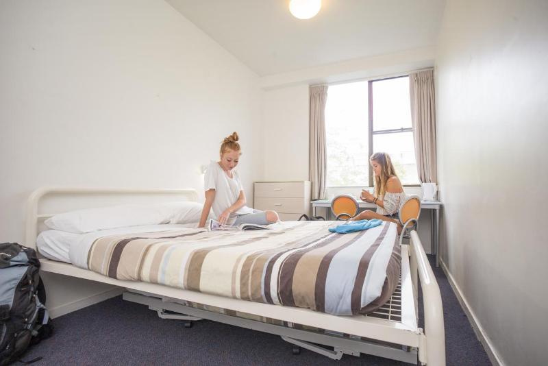 旅馆 The Village Canberra