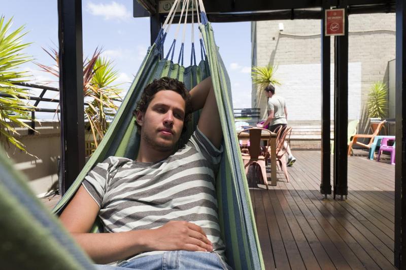 旅馆 The Village Canberra