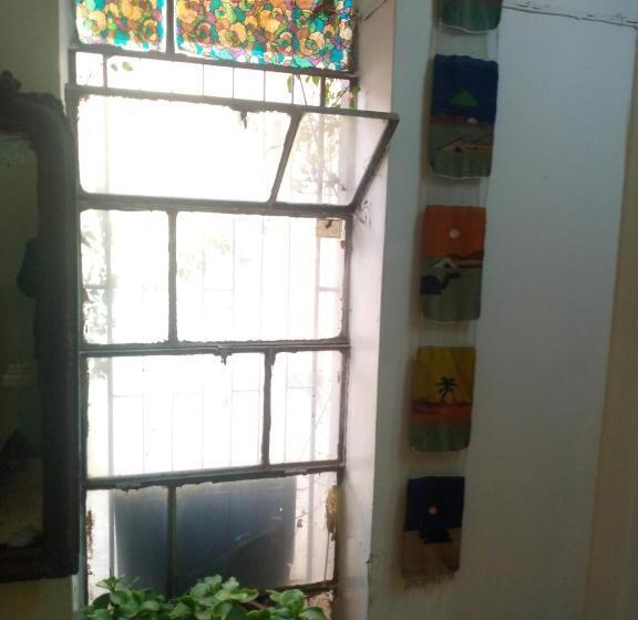 هتل Al Amawi Hostel