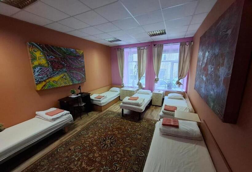 هاستل Jamaika @ Shopen