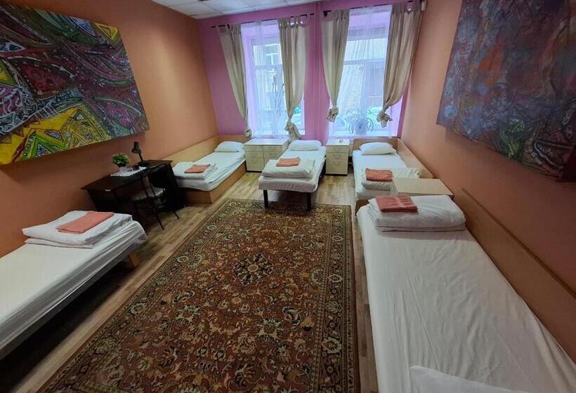 هاستل Jamaika @ Shopen