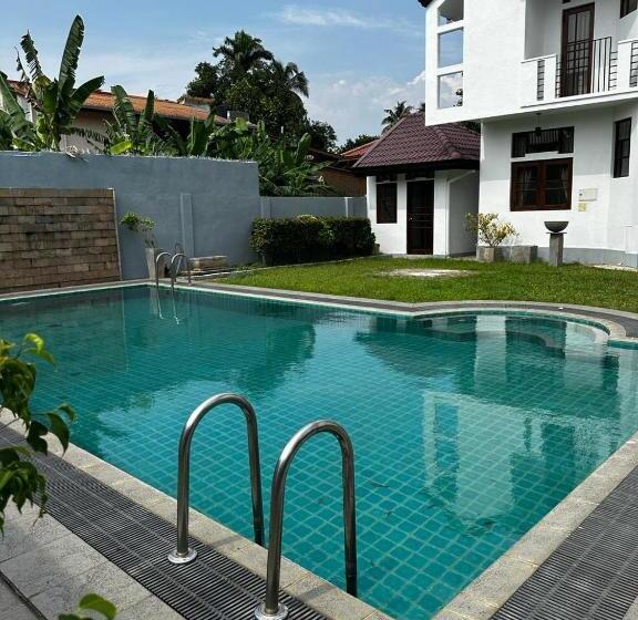 צימר Villa Heshni Colombo