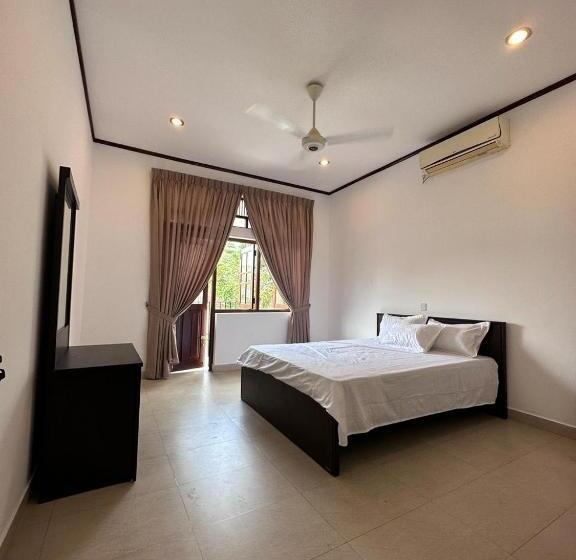 צימר Villa Heshni Colombo