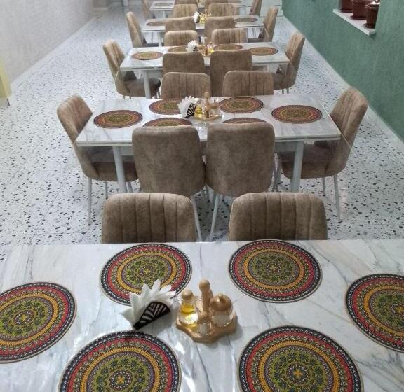 בית מלון כפרי Al Qal`a